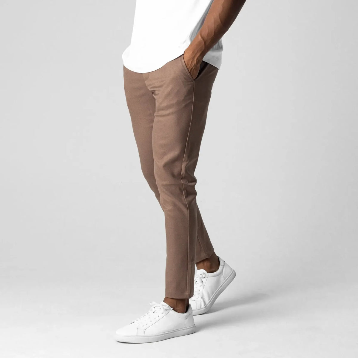 Pantalón chino elástico premium