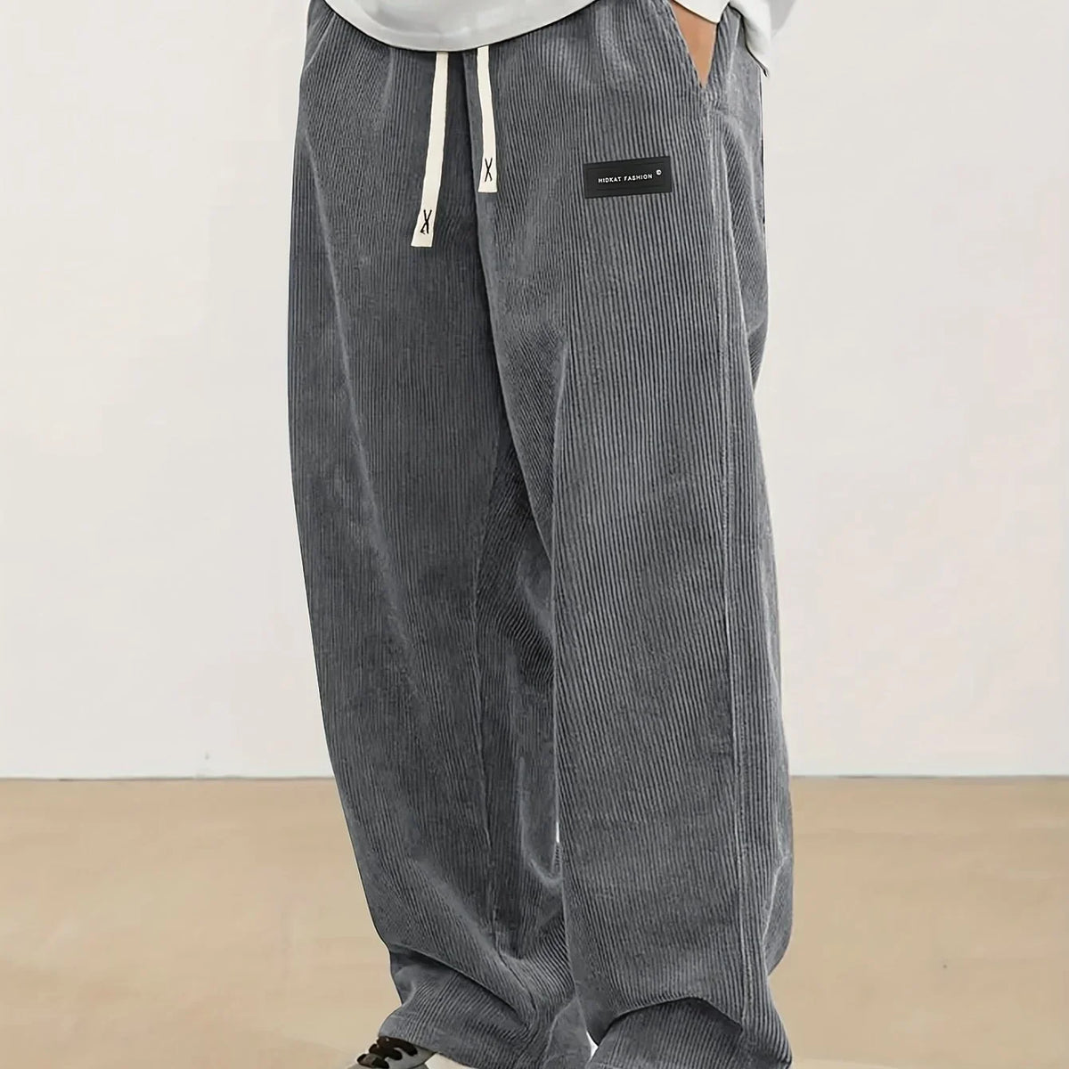 Pantalón de Corte Recto y Relajado