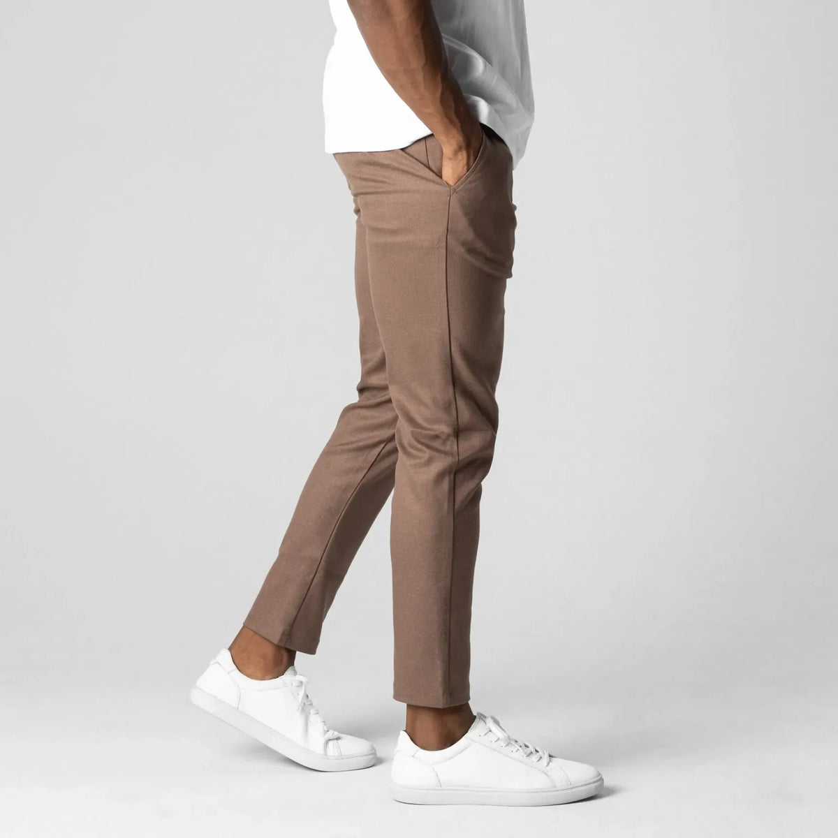 Pantalón chino elástico premium