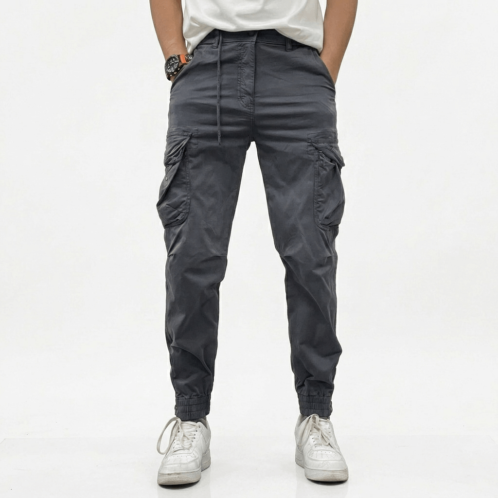 Pantalones cargo azul marino con múltiples bolsillos